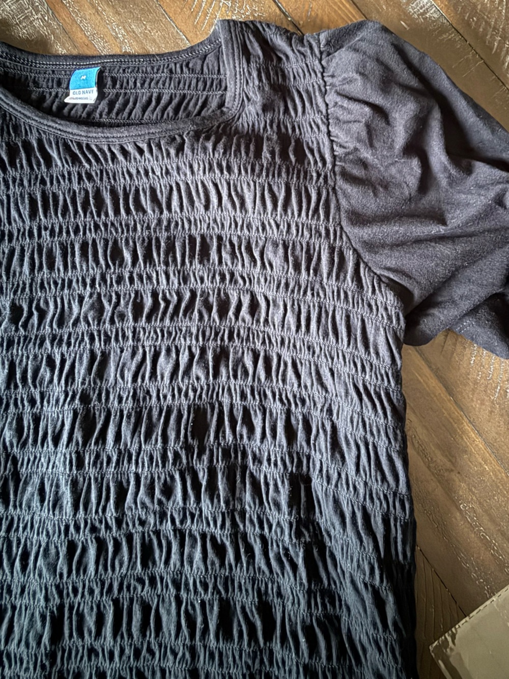 Old Navy Short-Sleeve Smocked Top Flutter Sleeves black Jack Size Medium‎ boho - Picture 9 of 10
